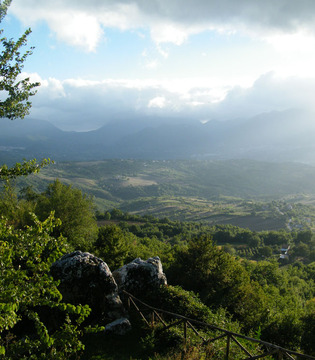 Nusco  Veduta panoramica da via Portamulino  © Agostino della Gatta - Irpinia Turismo