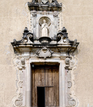 Montella  San Francesco a Folloni, portale © Natalino Russo