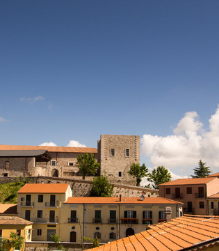 Sant'Angelo dei Lombardi Il castello © Natalino Russo