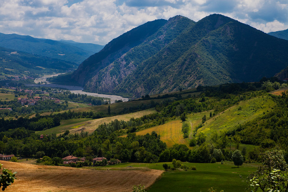 Val Borbera Veduta della Val Borbera dalla frazione di Costa Merlassino © Fiorenza Cicogna
