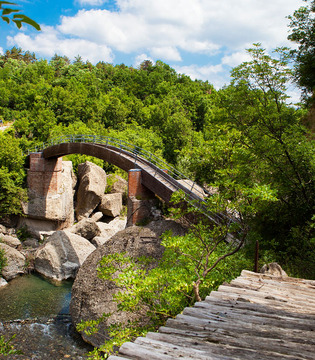 Val Borbera Ponticello sulle Strette di Pertuso © Fiorenza Cicogna
