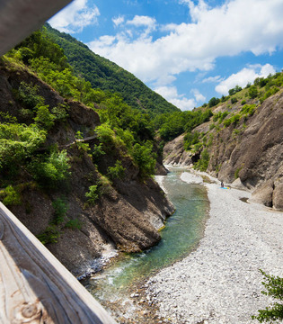 Val Borbera Bagnanti sulle Strette di Pertuso © Fiorenza Cicogna