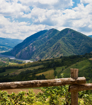 Val Borbera Veduta della Val Borbera dalla frazione di Costa Merlassino © Fiorenza Cicogna