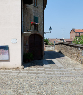Volpedo Piazzetta Quarto Stato a Volpedo. © Gianluca Grassano/Archivio Alexala