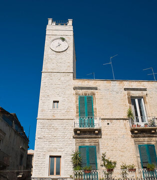 Ruvo di Puglia Torre dell'Orologio © mi.ti fotolia.com