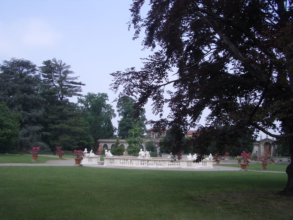 Lainate Villa Litta, i giardini e le fontane © by Laurom