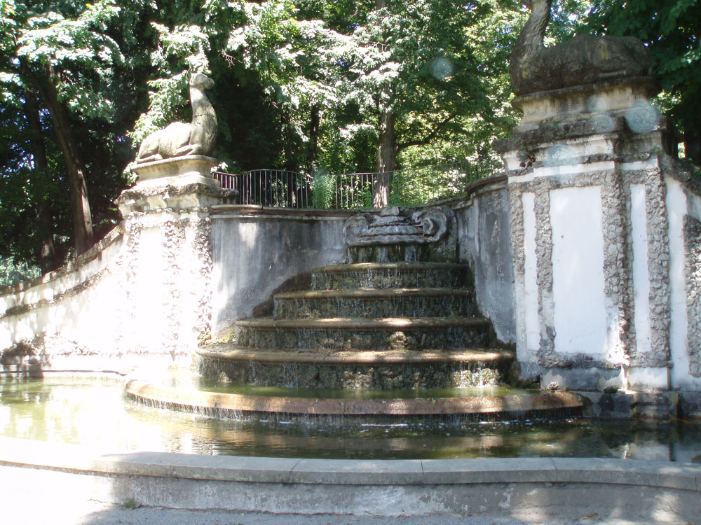 Cesano Maderno Parco Arese Borromeo, fontana dei dromedari © Ilaria Ghisletti