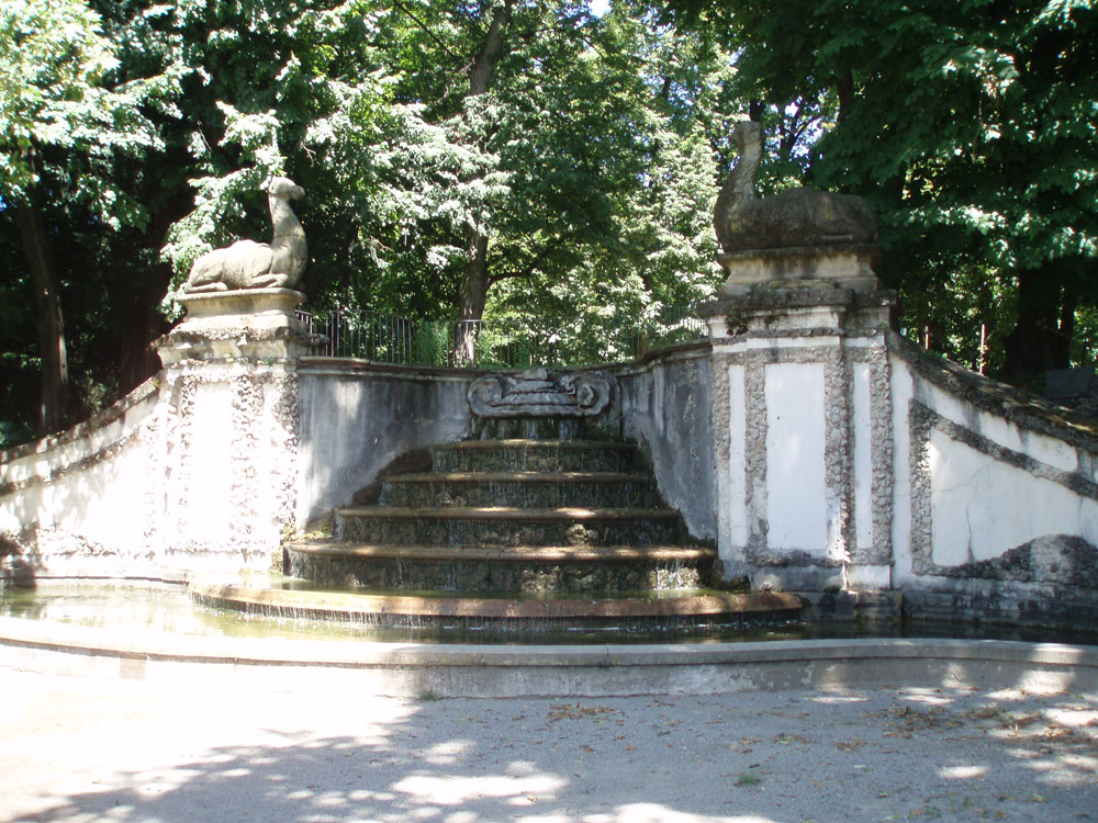 Cesano Maderno Parco Arese Borromeo, fontana dei dromedari © Ilaria Ghisletti