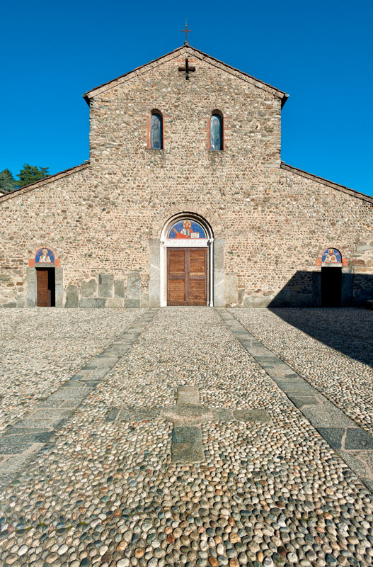 Civate Basilica di SS. Pietro e Paolo © Giulia Castelli