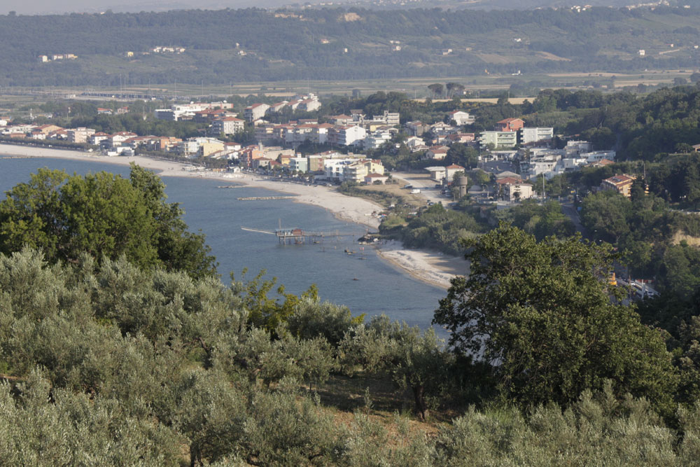 Fossacesia Fossacesia, panorama © Elio Torlontano