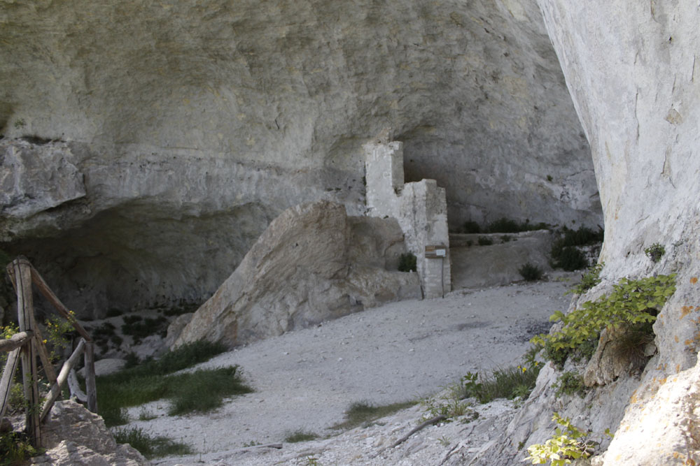 Palombaro Grotta S. Angelo a Palombaro © Elio Torlontano