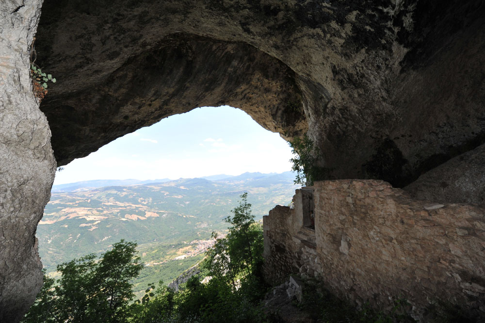 Lama dei Peligni Grotta S. Angelo a Lama © Luciano di Martino