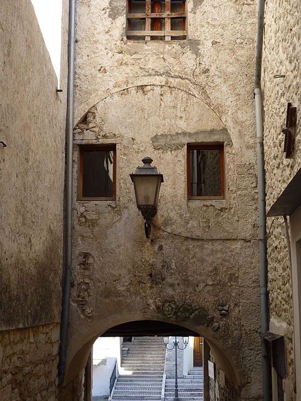 Fara San Martino Il quartiere di Torre Vecchia © Zitumassin