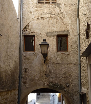 Fara San Martino Il quartiere di Torre Vecchia © Zitumassin