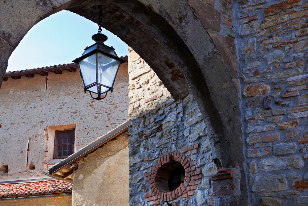 Lerma Particolare della porta di accesso al nucleo antico © Fiorenza Cicogna