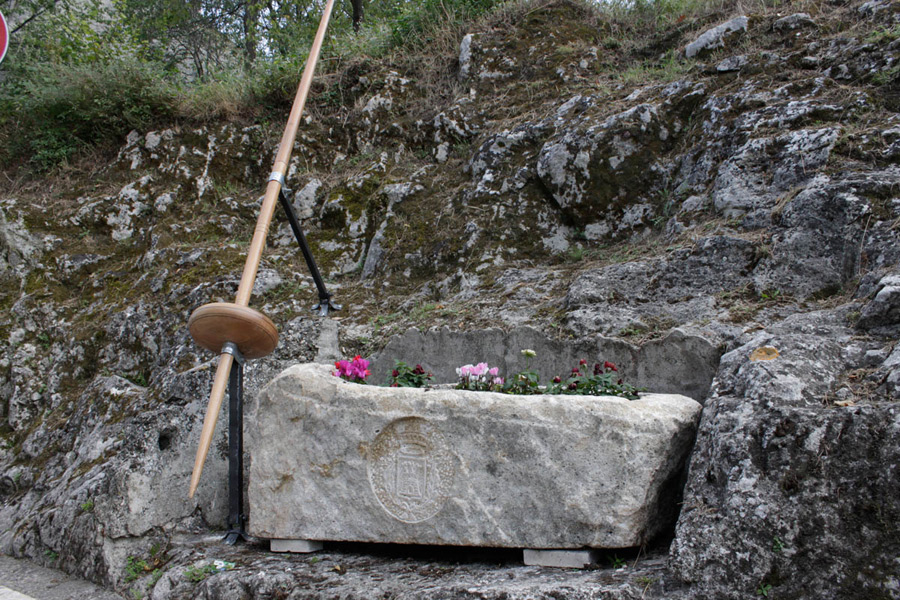 Pretoro L'emblema del fuso © Elio Torlontano