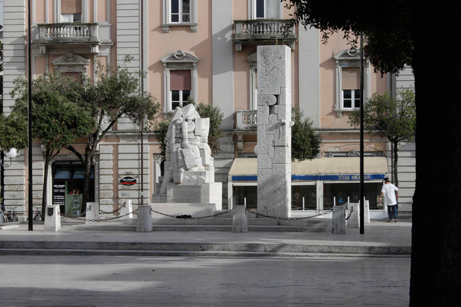 Pescara Monumento ai caduti © Elio Torlontano