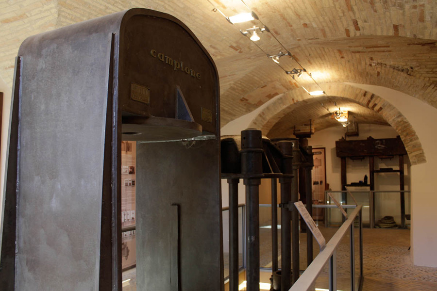 Loreto Aprutino Oleoteca Regionale © Elio Torlontano