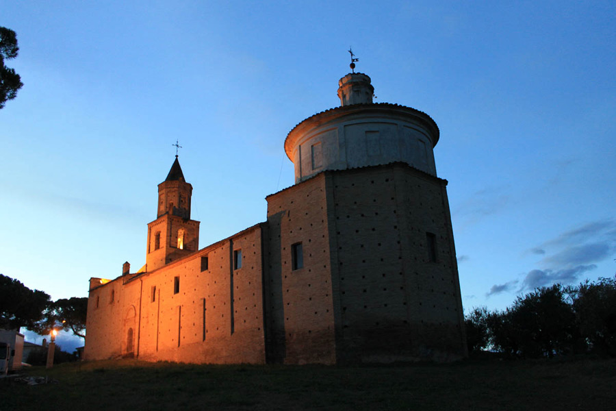 Loreto Aprutino Santa Maria in Piano © Elio Torlontano
