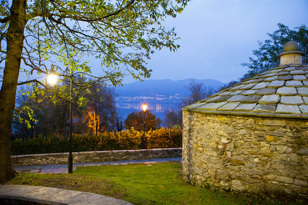 Lago di Varese, veduta dalle ghiacciaie di Cazzago ©Fiorenza Cicogna