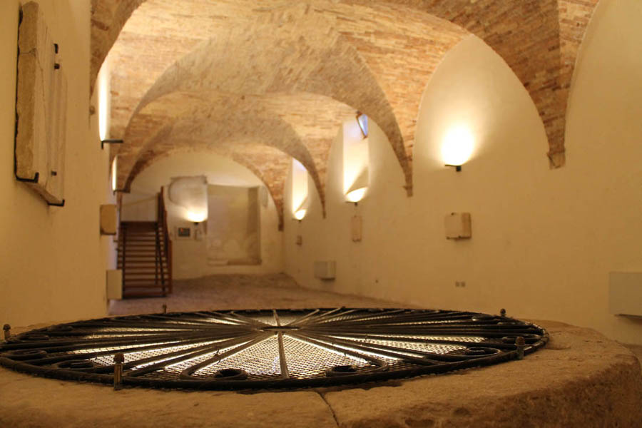 Atri Le scuderie sotterranee di palazzo Acquaviva © Elio Torlontano