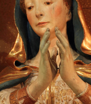 Teramo La Madonna con bambino in Santa Maria delle Grazie © Elio Torlontano