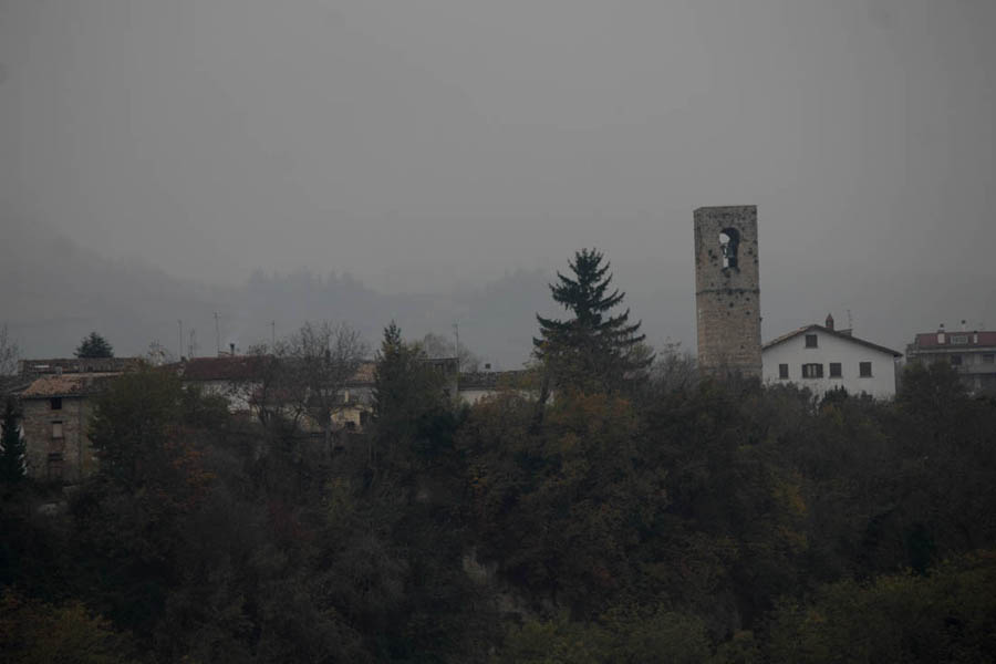 Campli Panorama con torre del Melatino © Elio Torlontano