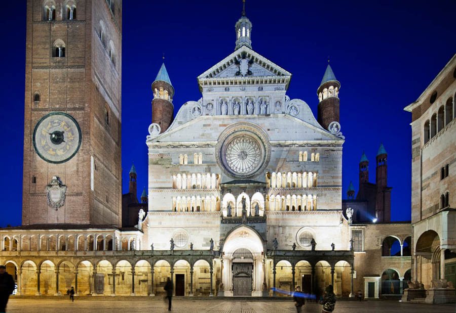 Cremona Il Duomo e il Battistero © Fiorenza Cicogna