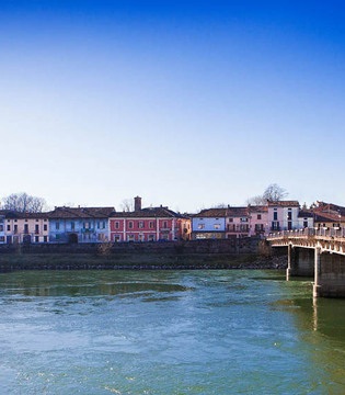 Pizzighettone La borgata di Gera sulla sponda destra dell'Adda © Fiorenza Cicogna