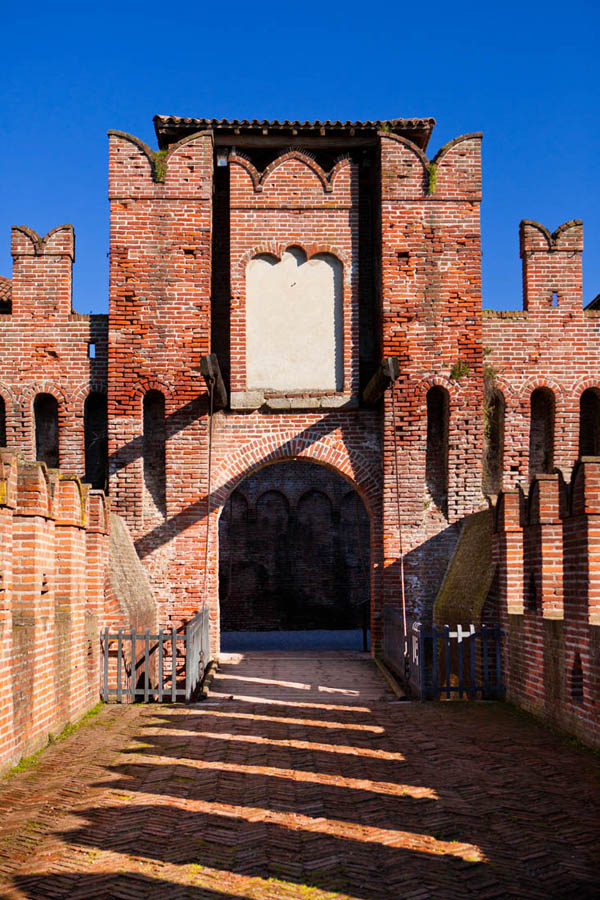 Soncino Il ponte levatoio della Rocca Sforzesca © Fiorenza Cicogna