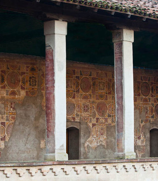 Pandino Una loggia affrescata del castello visconteo © Fiorenza Cicogna