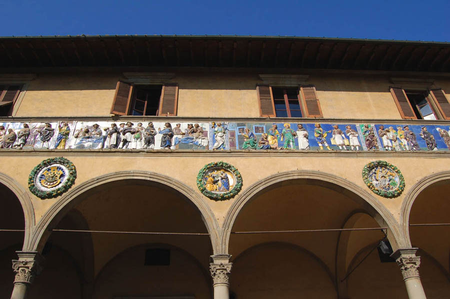 Pistoia Facciata dell'ospedale del Ceppo © wjarek - Fotolia.com