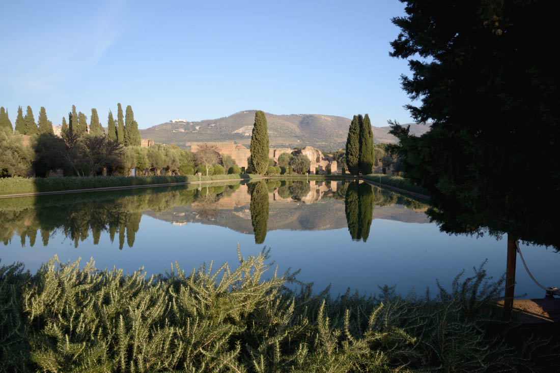 Tivoli Villa Adriana, il Pecile per concessione della Soprintendenza per i Beni Archeologici del Lazio, Area Archologica di Villa Adriana