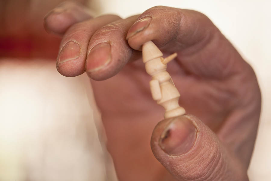 Piana di Fornero Un Pinocchio alto 4 cm © Fiorenza Cicogna