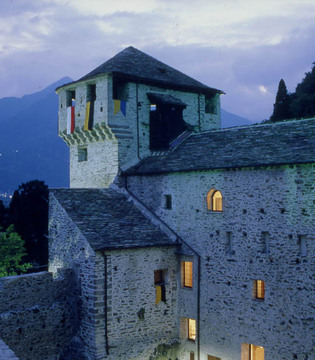 Vogogna Il castello Visconteo © Claudio del Solaro