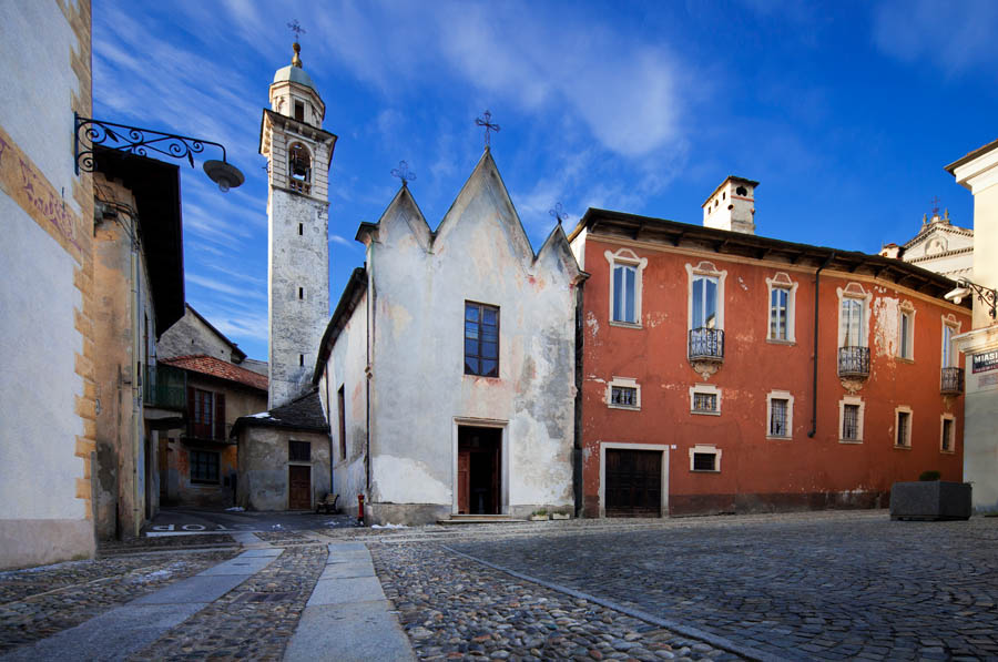 Miasino Piazza Beltrami © Fiorenza Cicogna