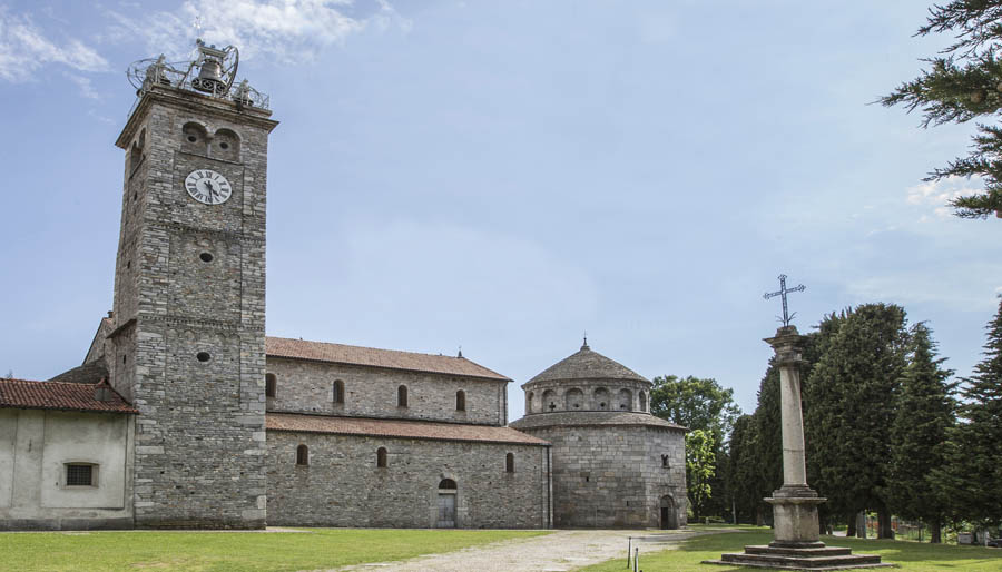 Arsago Seprio Basilica di San Vittore, campanile e battistero © Comune di Arsago Seprio, Assessorato alla Cultura