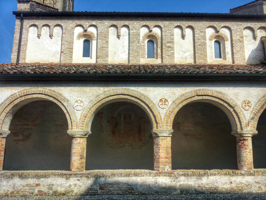 Ormelle Porticato della chiesa dei Templari © Claudia Vannucci, viaggiverdeacido.com
