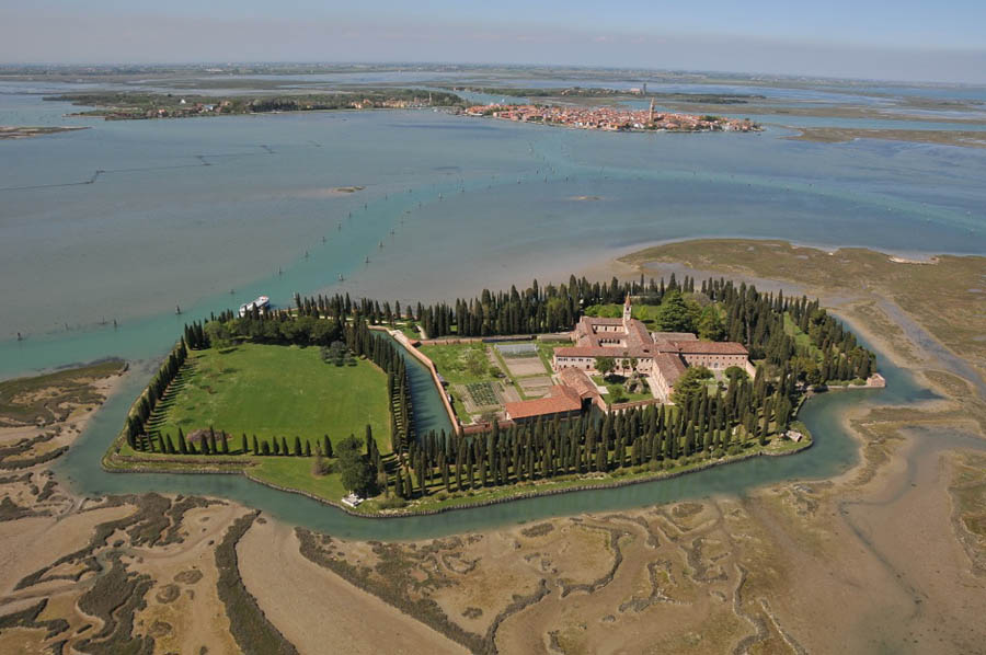 San Francesco del Deserto L'isola © Convento dei Frati Minori di San Francesco del Deserto