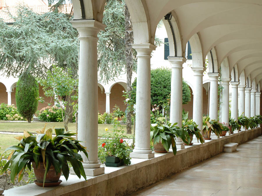 San Lazzaro degli Armeni Chiostro e giardini © ean Pierre Dalbéra