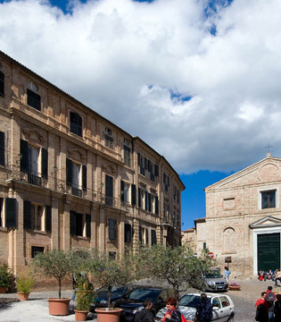 Recanati Piazzuola Sabato del Villaggio © Regione Marche