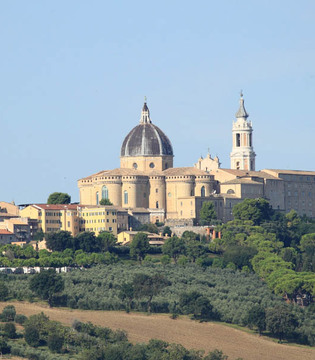 Loreto Panorama © Alessandro0770, Fotolia.com