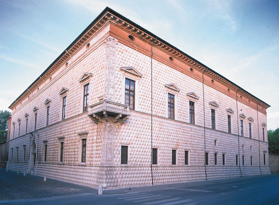 Ferrara Palazzo dei Diamanti © Archivio Provincia di Ferrara / foto di Massimo Baraldi
