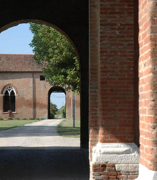 Delizia di Belriguardo (Voghiera) Cortile © Archivio Provincia di Ferrara