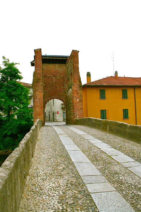 Vimercate Ponte di San rocco ©Archivio Fotografico MUST-Museo del Territorio Vimercatese