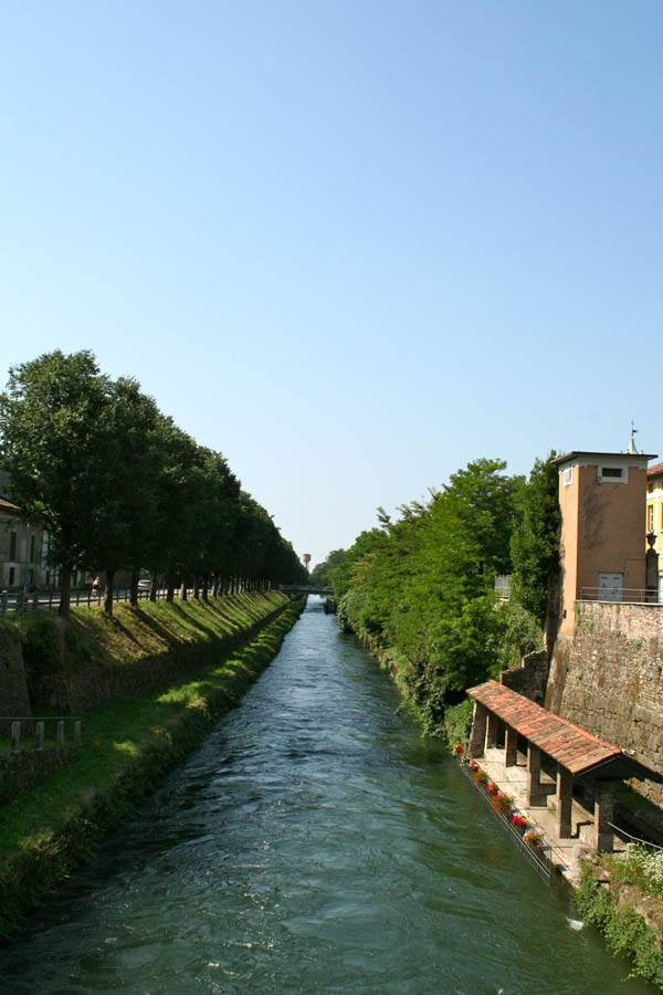 Groppello d'Adda, lavatoi sul fiume ©Cinzia Rando