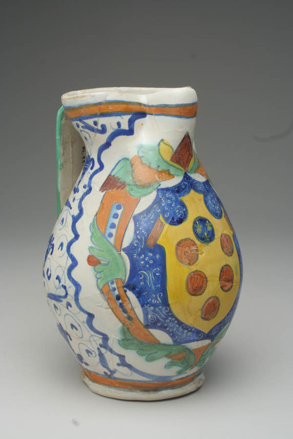 Montelupo Fiorentino Museo della ceramica, boccale decorato © Museo della ceramica di Montelupo, Alessio Ferrari
