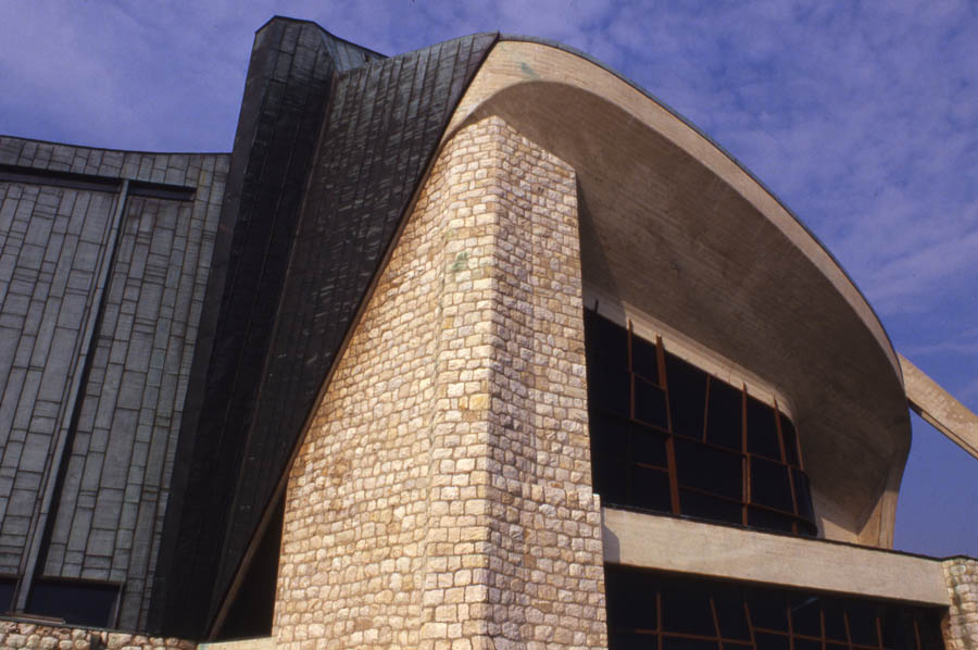 Campi Bisenzio Chiesa di San Giovanni Battista © Archivio Videofotografico di Autostrade per l'Italia
