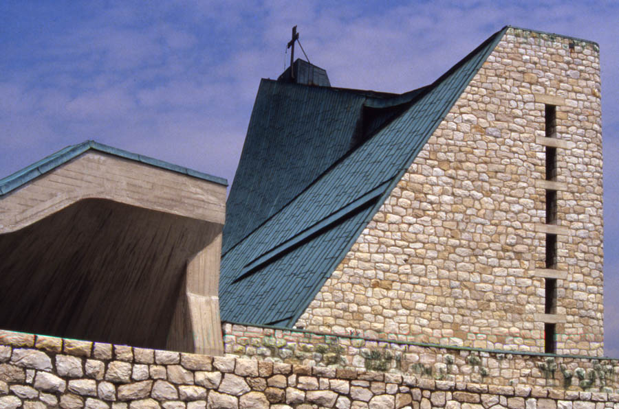 Campi Bisenzio Chiesa di San Giovanni Battista © Archivio Videofotografico di Autostrade per l'Italia