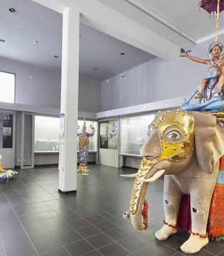 Faenza MIC, il grande elefante in ceramica di Luigi Ontani © Fiorenza Cicogna